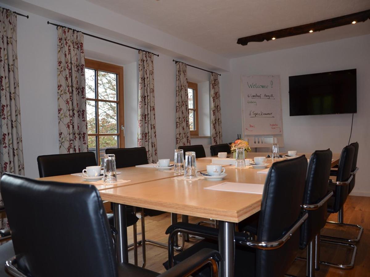 Höslwang Landhof Angstl - Gaestezimmer Und Tagungsraum מראה חיצוני תמונה