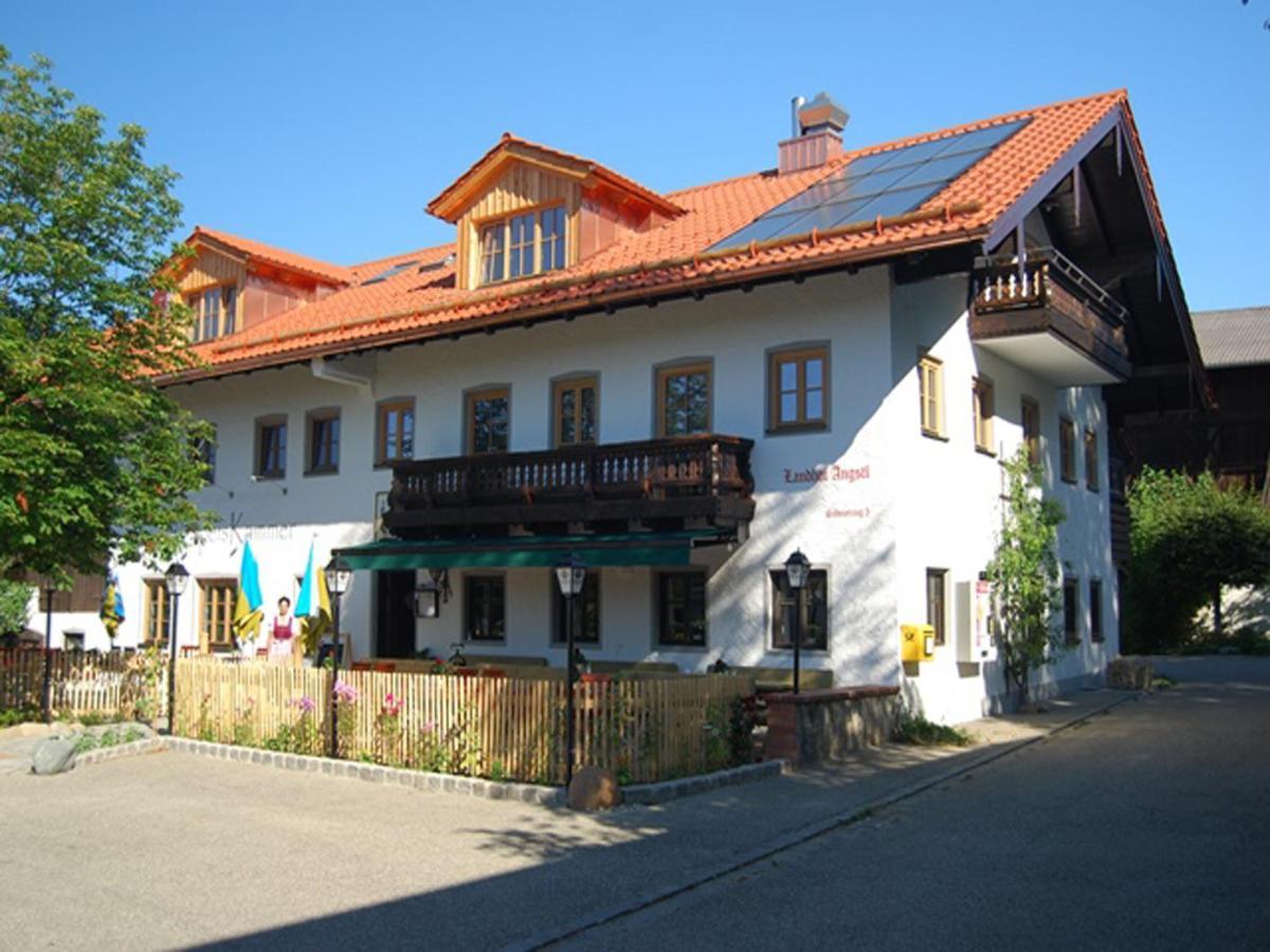 Höslwang Landhof Angstl - Gaestezimmer Und Tagungsraum מראה חיצוני תמונה