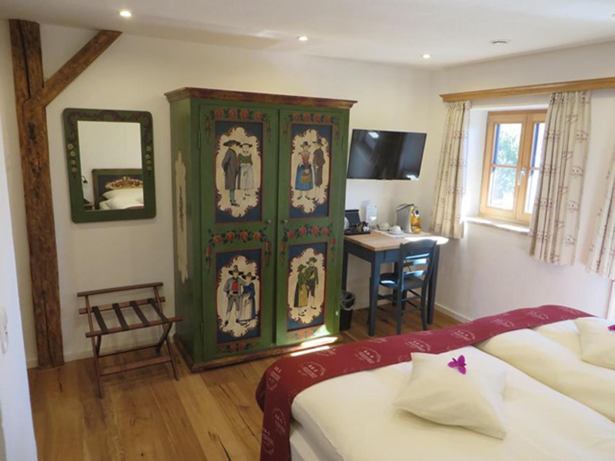 Höslwang Landhof Angstl - Gaestezimmer Und Tagungsraum מראה חיצוני תמונה